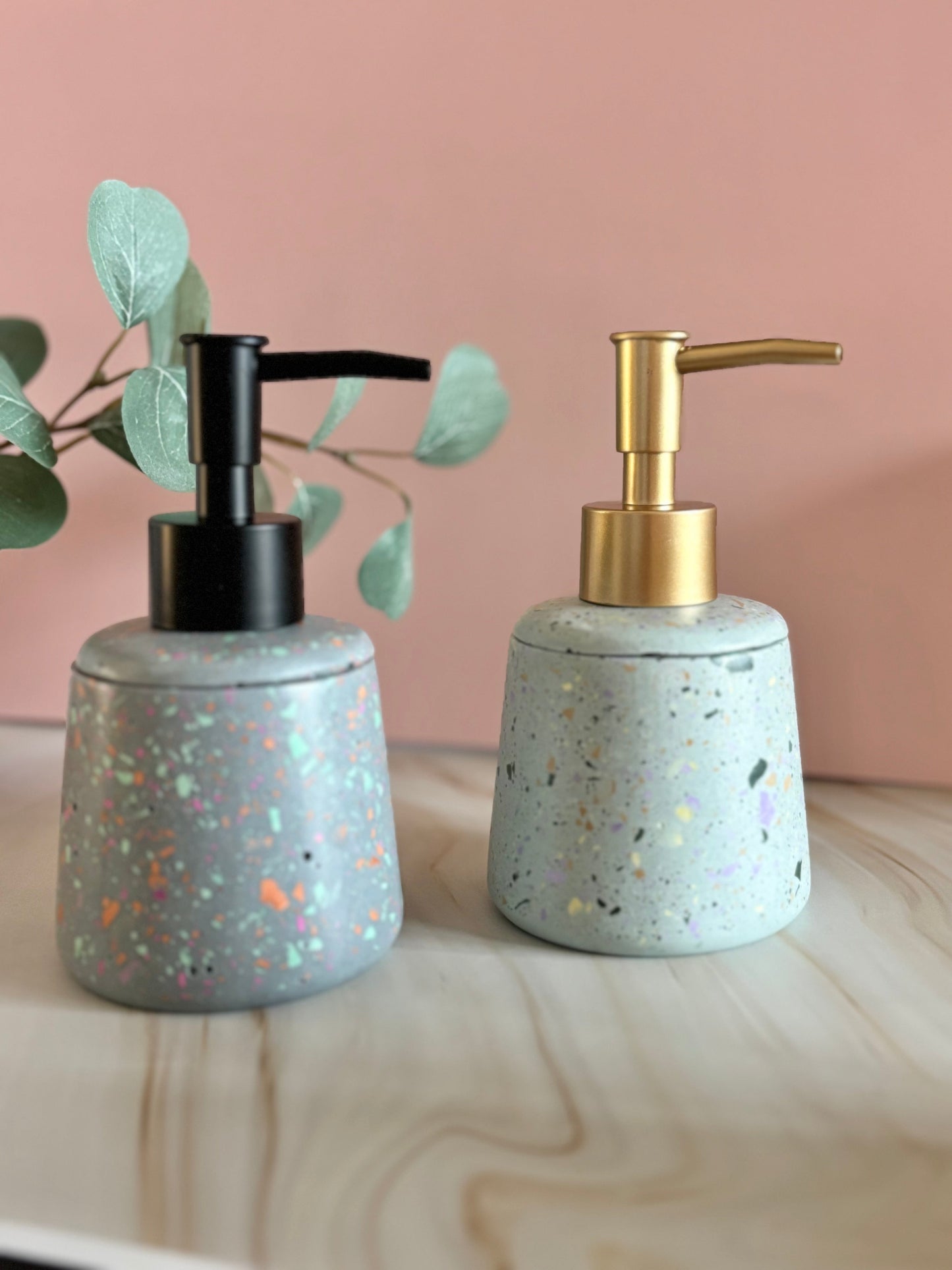 Kookie.it Arredamento Dispenser di Sapone liquido in Eco-Resina - Color London Terrazzo – Fatto a Mano
