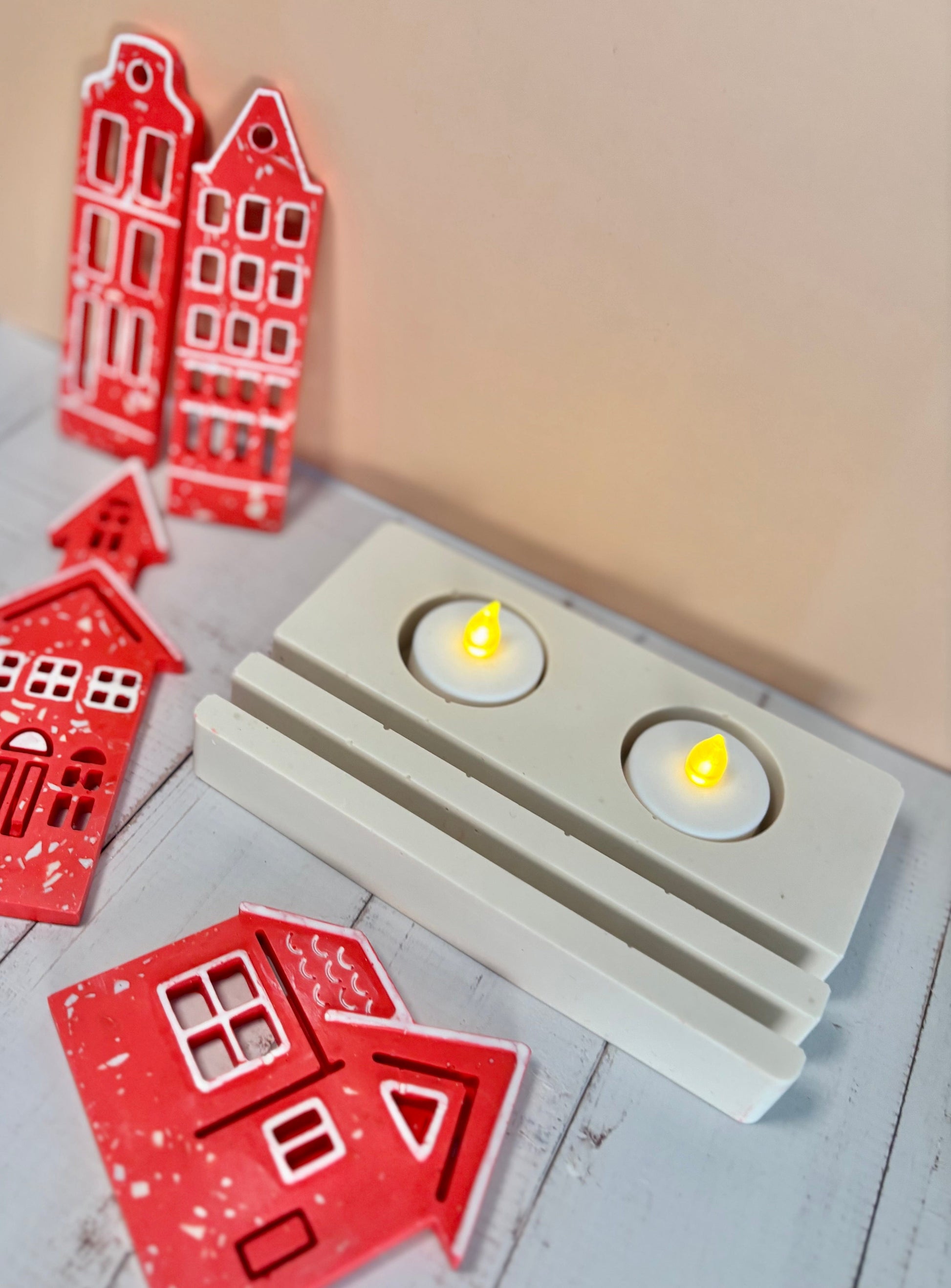 Casette olandesi Rosse in eco resina con base porta-lumino rettangolare - Kookie.it