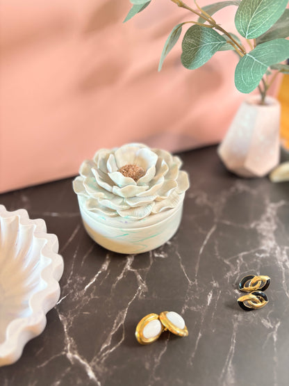 Camelia bianca – Candela o vasetto Porta Gioie