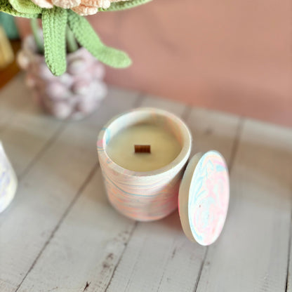 Candela artigianale con coperchio - Rose Neon - North Pole - Kookie.it
