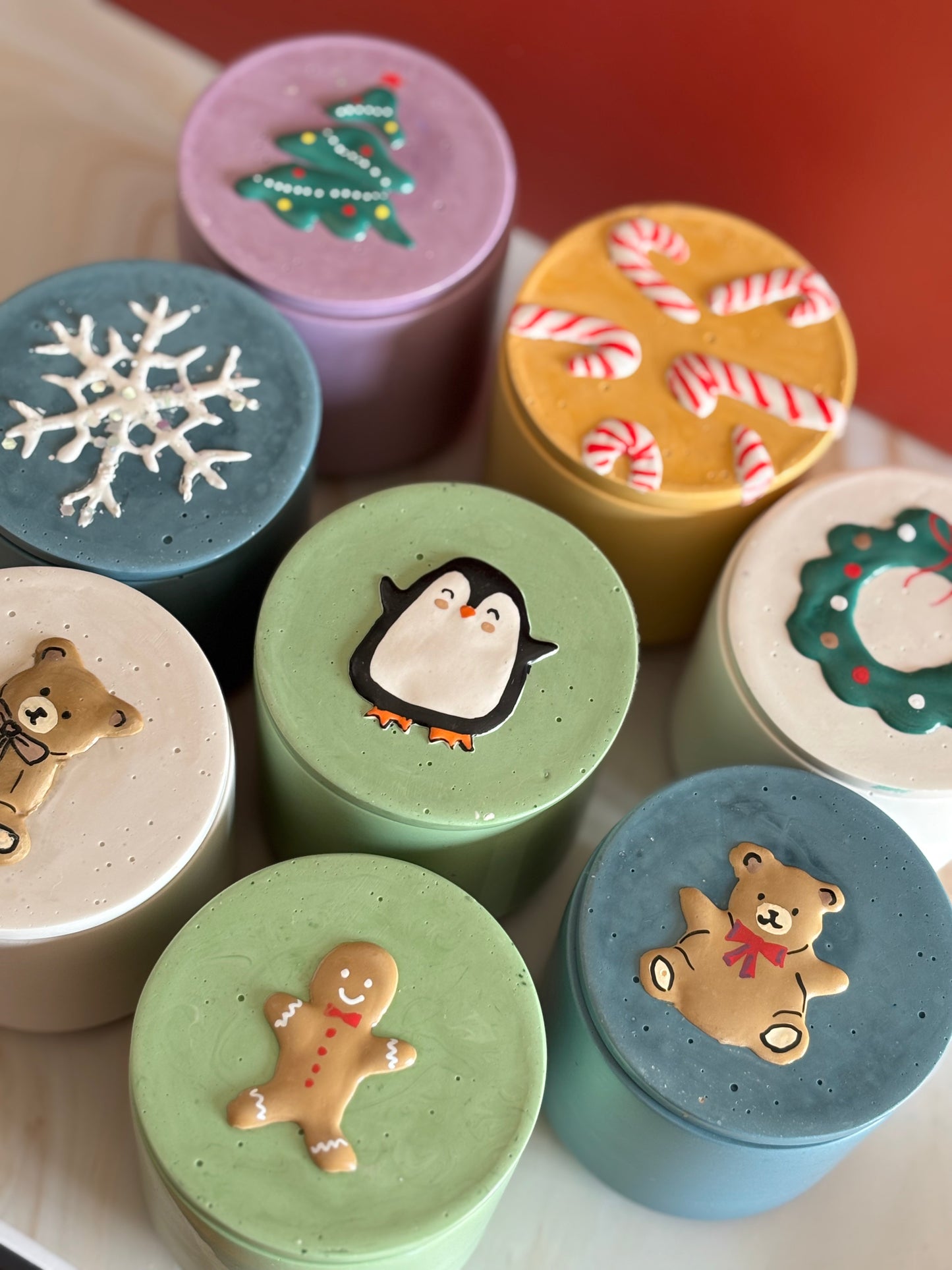 Candela Pan di Zenzero artigianale con coperchio decorato