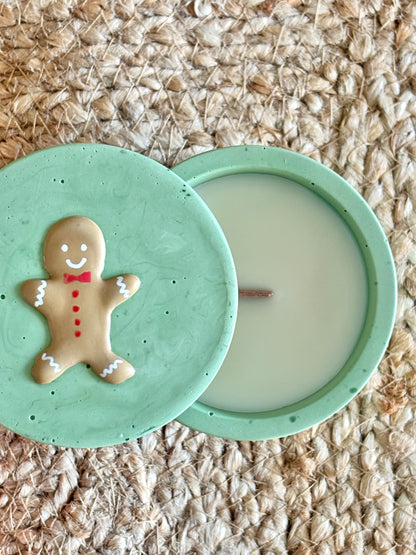 Candela Pan di Zenzero artigianale con coperchio decorato