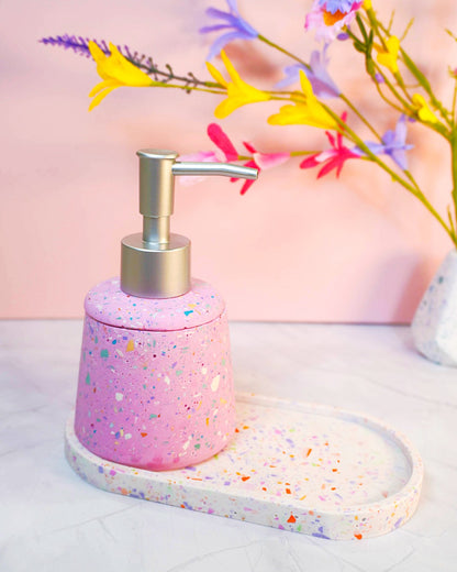 Set Bagno Rosa Confetti - Vassoio e Dispenser per sapone liquido - Fatto a Mano - Kookie.it