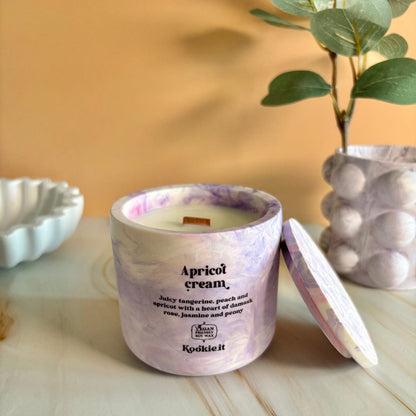 Kookie.it candela Candela artigianale con coperchio - Marmo viola - Apricot Cream