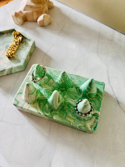 Kookie.it Porta anelli a 6 coni in eco resina – effetto marmo - Verde Giada